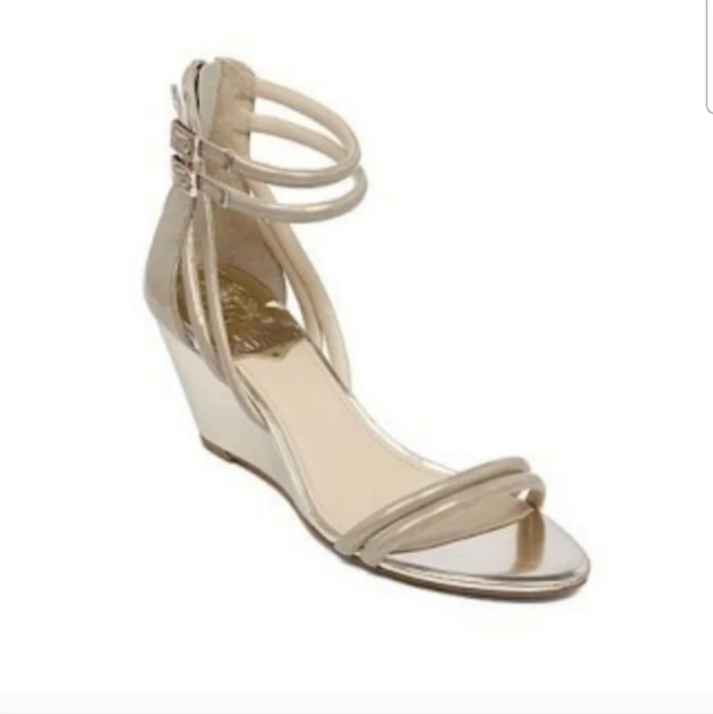 Vince Camuto Metallic Iridescent Gold Beige Leather Wedge Heeled Sandals 8 EUC